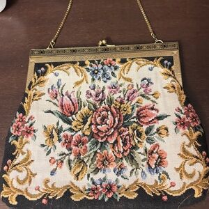 Vintage Floral Tapestry Handbag - Pink & Cream